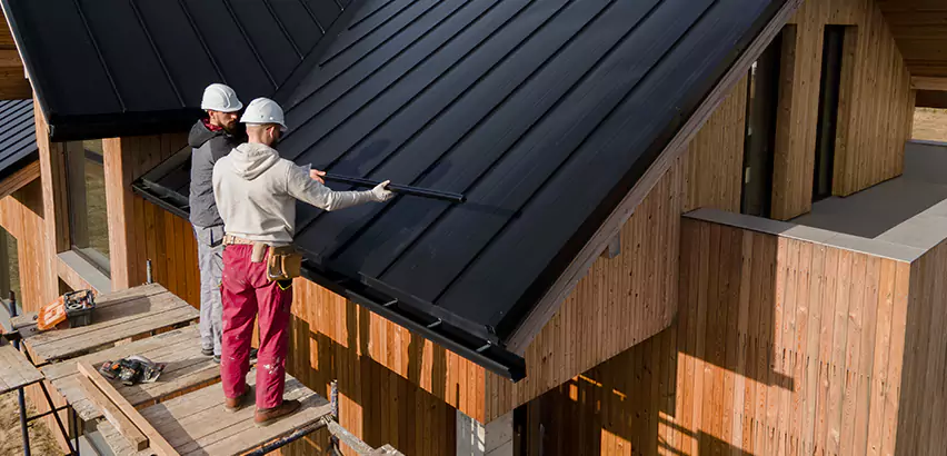 Metal Roof Maintenance in Lockport